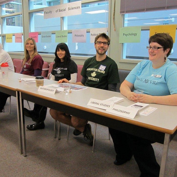 Fall Discovery Days Rhy, second from left, represents ANTH in student experience panel.