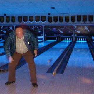 Showing classic style! Gary shows off his perfect style.